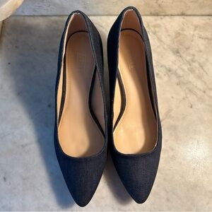 Simply Styled Women’s Denim Blue Pointed Toe 2” Heel Shoe Size 8.5 Medium